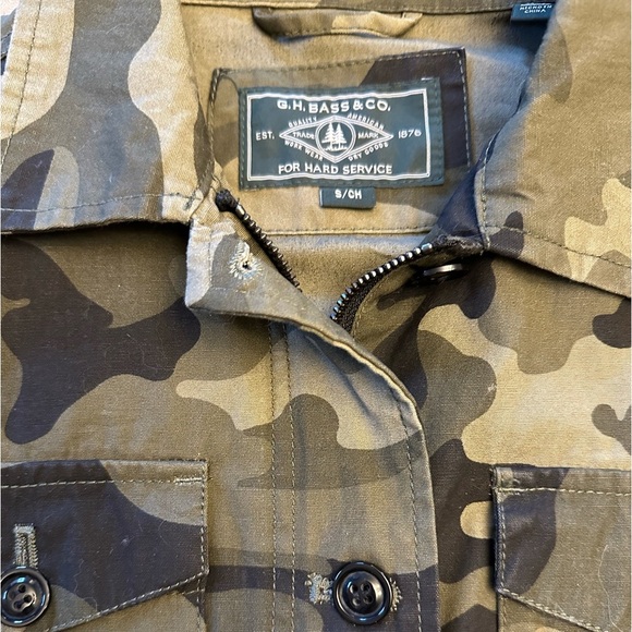 GH Bass & Co Camouflage Lightweight Jacket - Picture 12 of 14